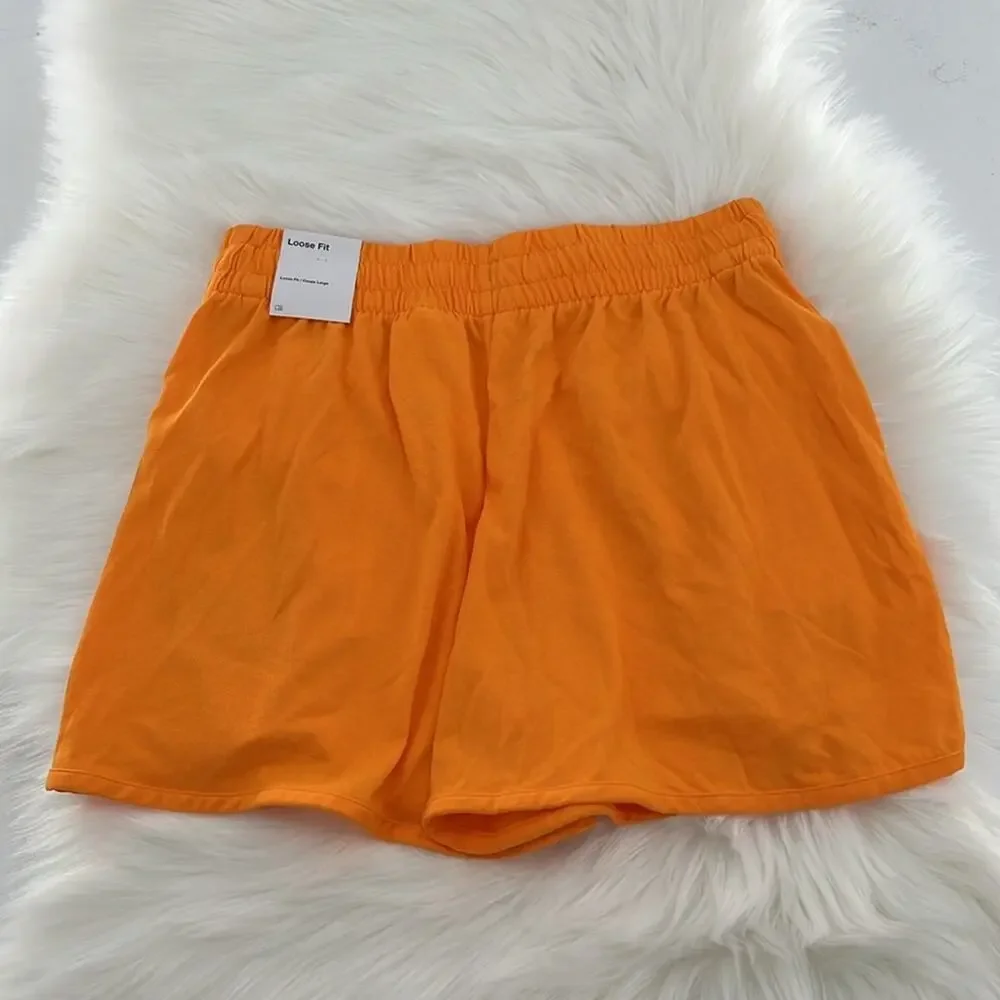 Nike Loose Fit Dri-Fit Kid's Shorts - Orange - Large - NWT